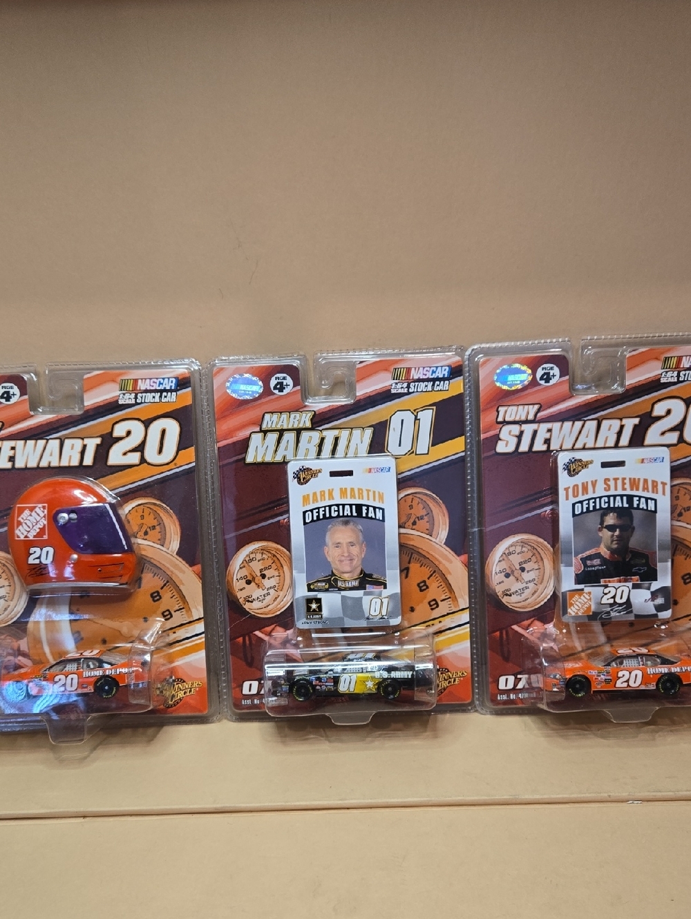 Nascar Tony Stewart & Mark Martin Winners Circle 3 Pice Set
